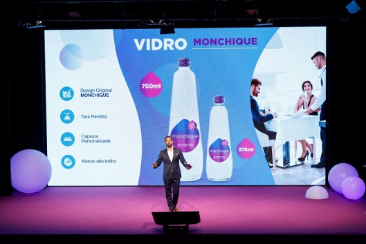 �gua Monchique relan�a gama vidro