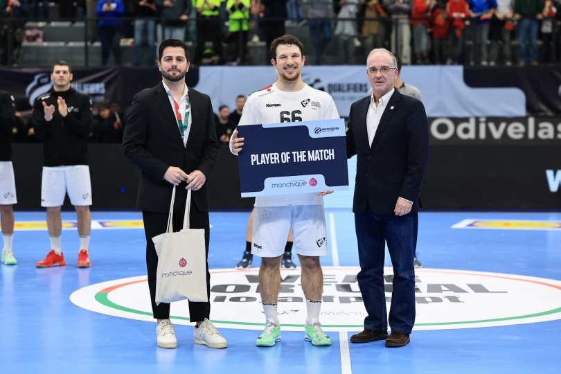 �gua Monchique celebra qualifica��o da Sele��o de Andebol para o Euro 2026
